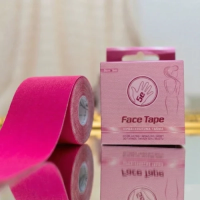 Beżowy tejp na twarz Face Tape - kinesiotaping estetyczny na zmarszczki mimiczne, lwią bruzdę i lifting owalu